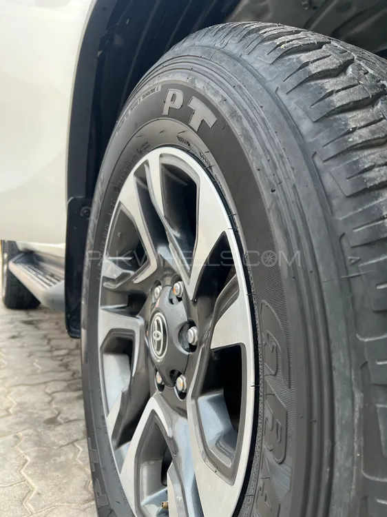 Toyota Fortuner 2022 for Sale in Peshawar Image-1
