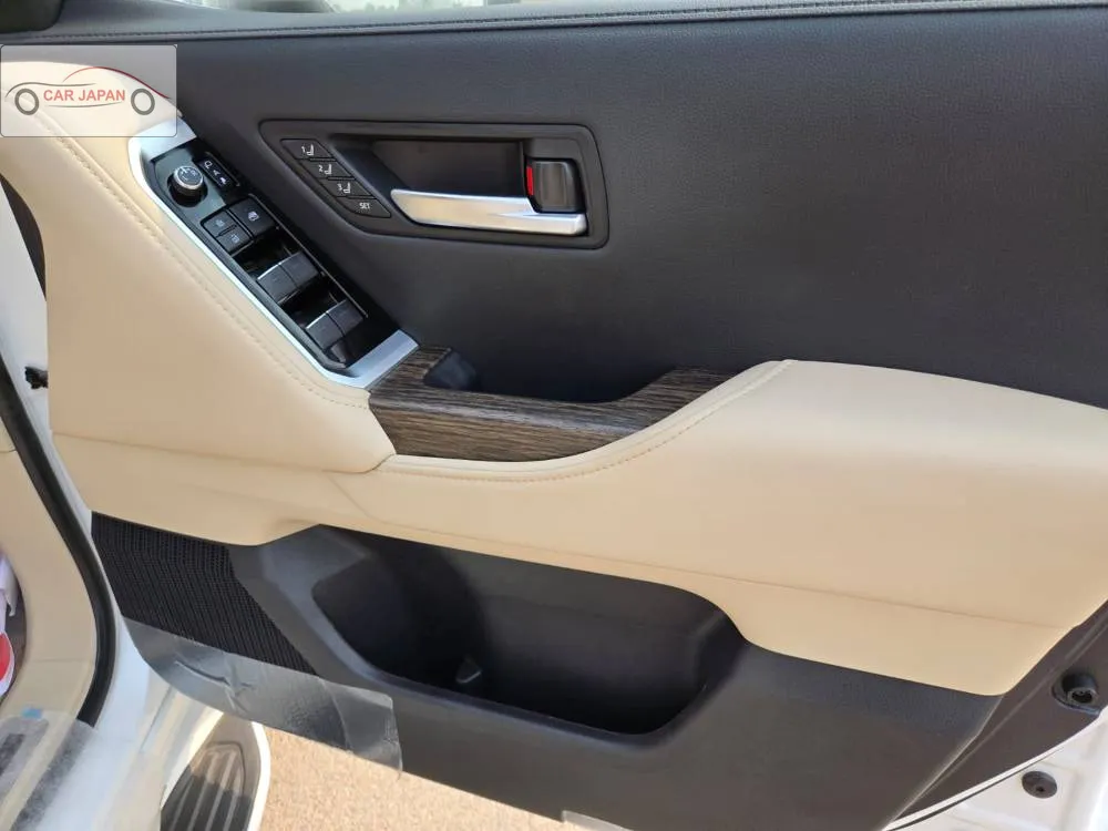 Toyota Land Cruiser 2023 for Sale in Lahore Image-1