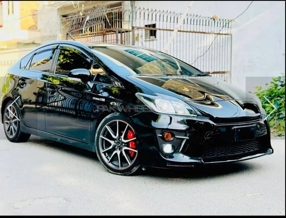 Toyota Prius 2012 for Sale in Bat khela Image-1