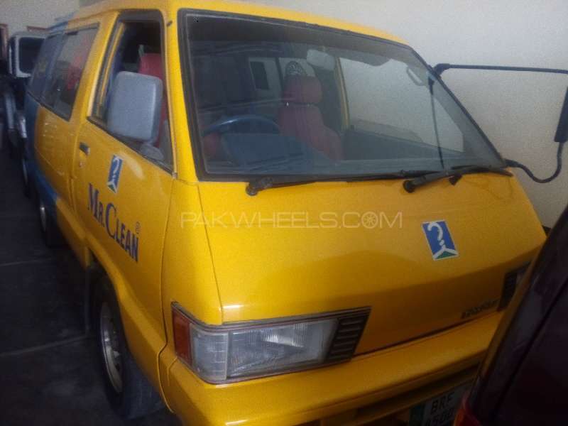 Toyota Van 1986 for Sale in Multan Image-1