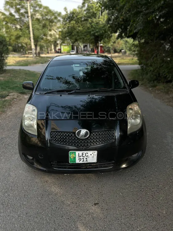 Toyota Vitz 2006 for Sale in Islamabad Image-1