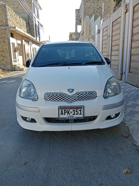 Toyota Vitz 2004 for Sale in Quetta Image-1