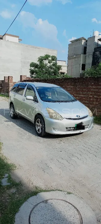 Toyota Wish 2011 for Sale in Gujranwala Image-1