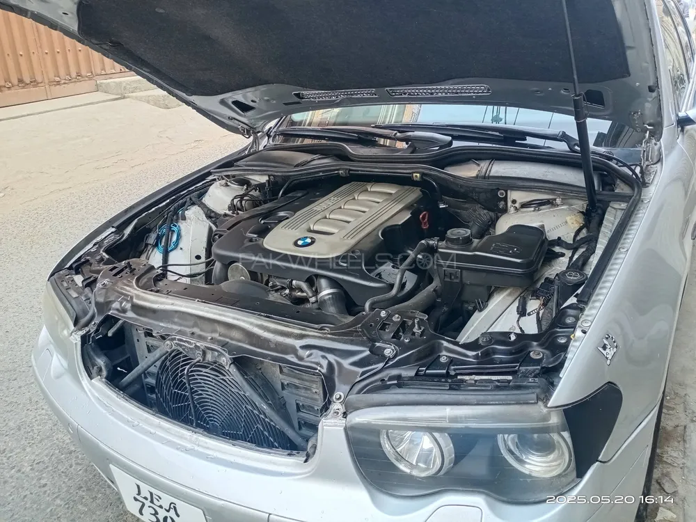 BMW 7 Series 2003 for Sale in Kasur Image-1