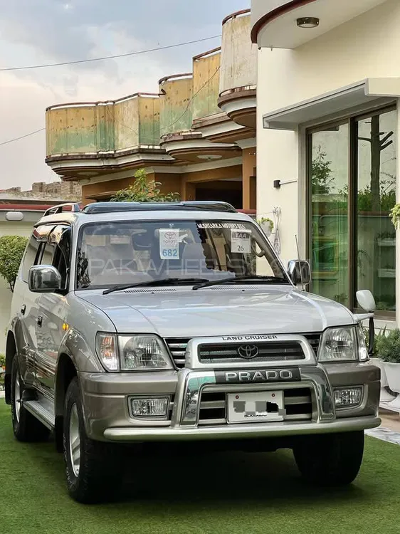 Front grill for Prado 96 to 2001 model available Image-1