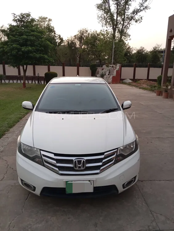 Honda City 2015 for Sale in Islamabad Image-1