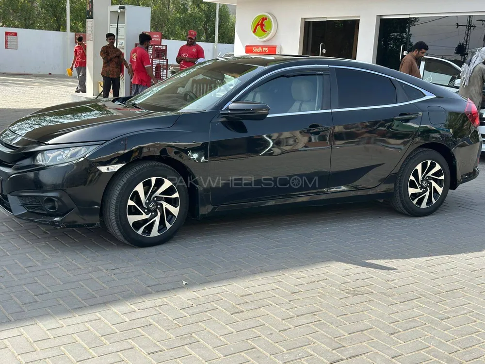 Honda Civic 2018 for Sale in Karachi Image-1