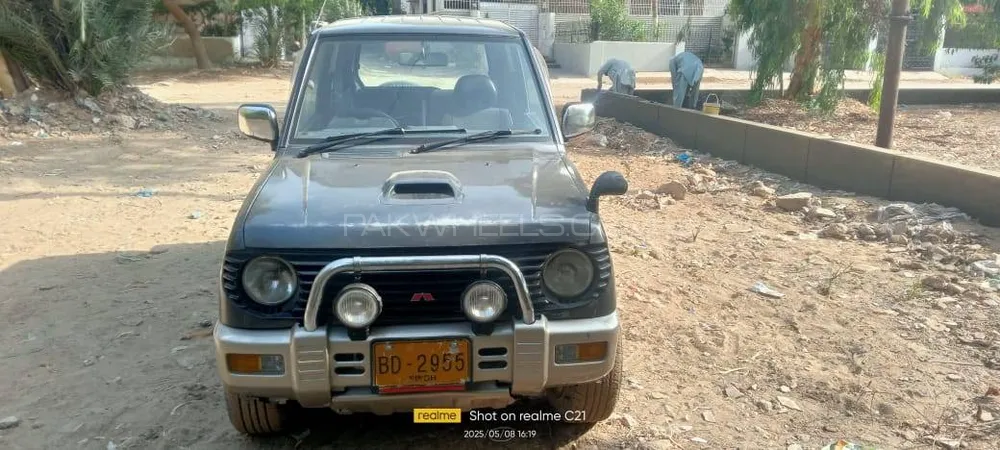 مٹسوبیشی پجیرو منی 1996 for Sale in کراچی Image-1