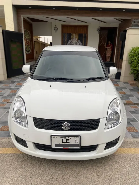 Suzuki Swift 2020 for Sale in Multan Image-1
