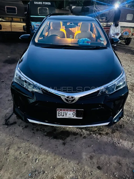 Toyota Corolla 2021 for Sale in Karachi Image-1