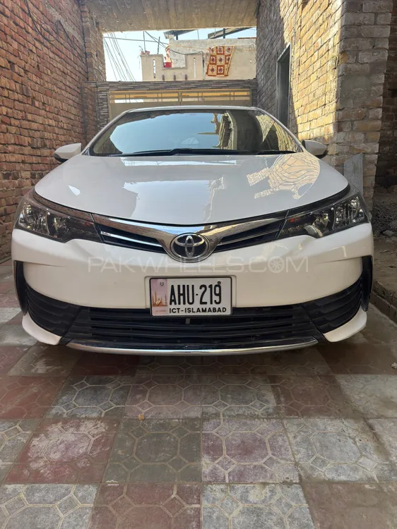 Toyota Corolla 2018 for Sale in Attock Image-1