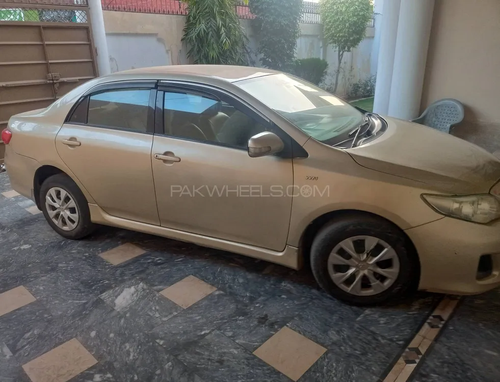 Toyota Corolla 2010 for Sale in Mandi bahauddin Image-1