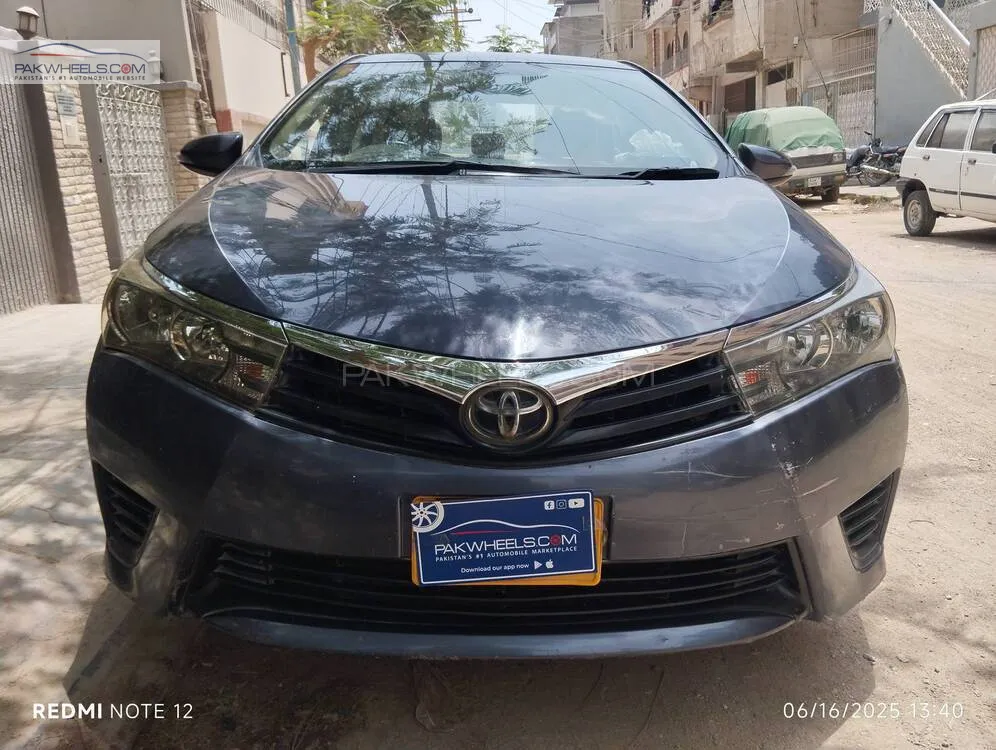 Toyota Corolla 2017 for Sale in Karachi Image-1