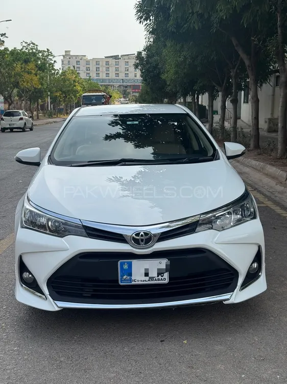 Toyota Corolla 2019 for Sale in Islamabad Image-1