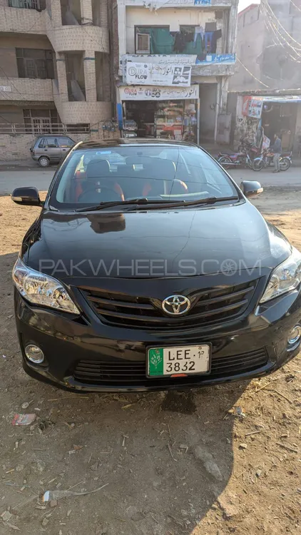 Toyota Corolla 2013 for Sale in Lahore Image-1