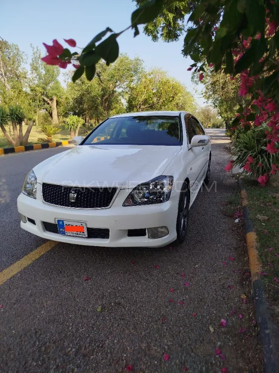 Toyota Crown 2007 for Sale in Islamabad Image-1