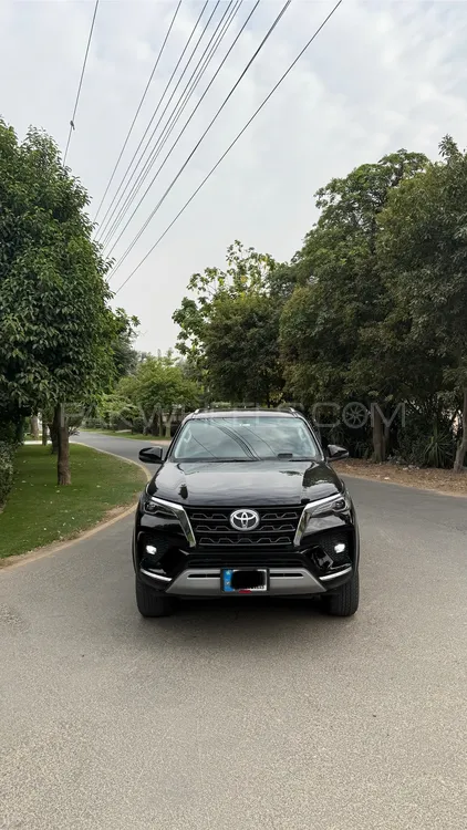 Toyota Fortuner 2021 for Sale in Lahore Image-1