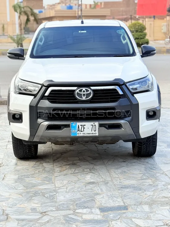 Toyota Hilux 2022 for Sale in Peshawar Image-1