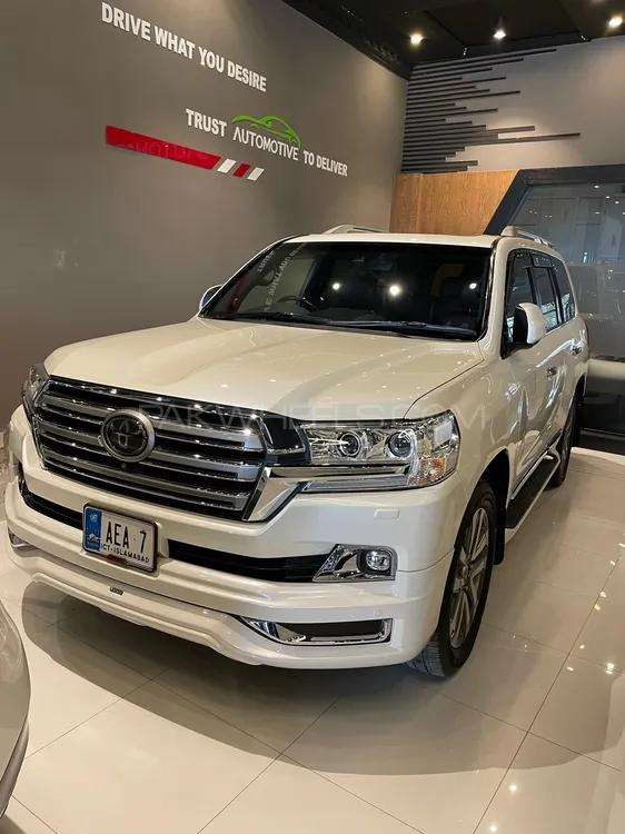 Toyota Land Cruiser 2016 for Sale in Islamabad Image-1