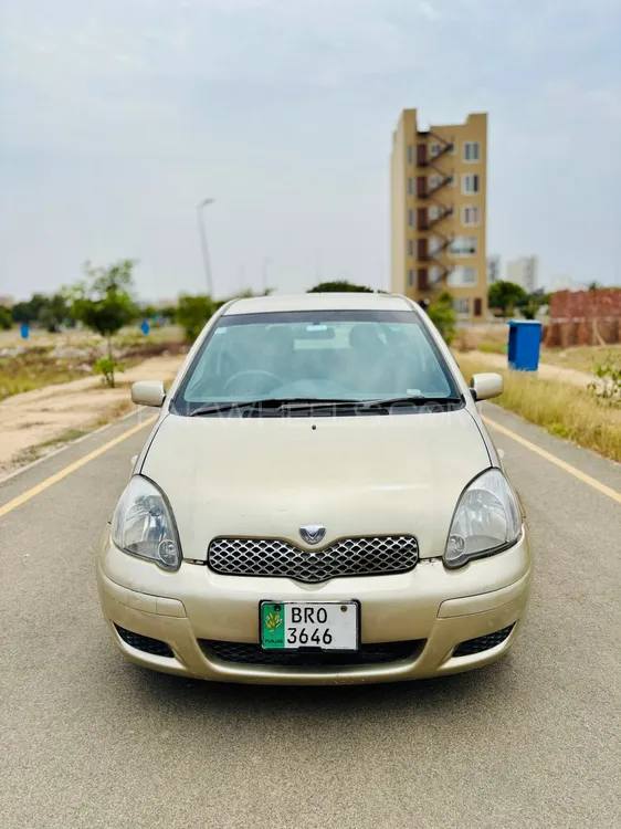 Toyota Vitz 2003 for Sale in Lahore Image-1