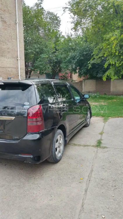 Toyota Wish 2007 for Sale in Kamra Image-1