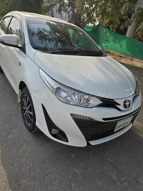 Toyota Yaris Sedan 2021 for Sale in Lahore Image-1