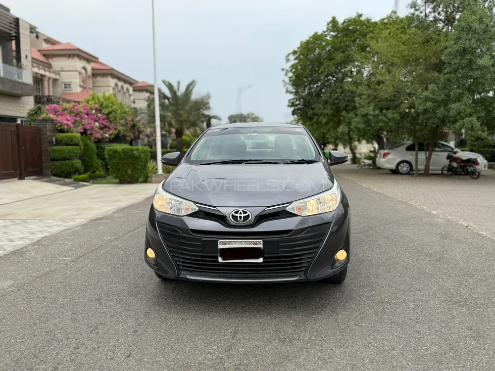 Toyota Yaris Sedan 2021 for Sale in Lahore Image-1