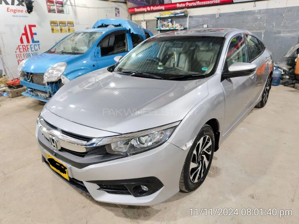 Honda Civic 2017 for Sale in Karachi Image-1