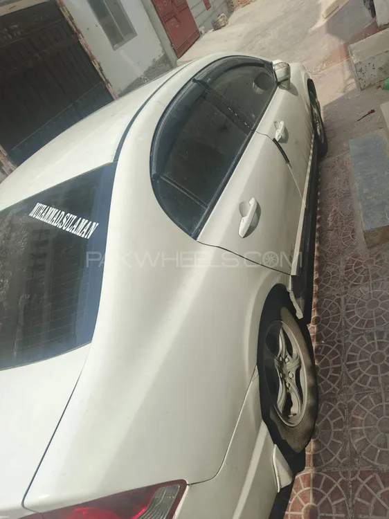 Honda Civic 2011 for Sale in Multan Image-1
