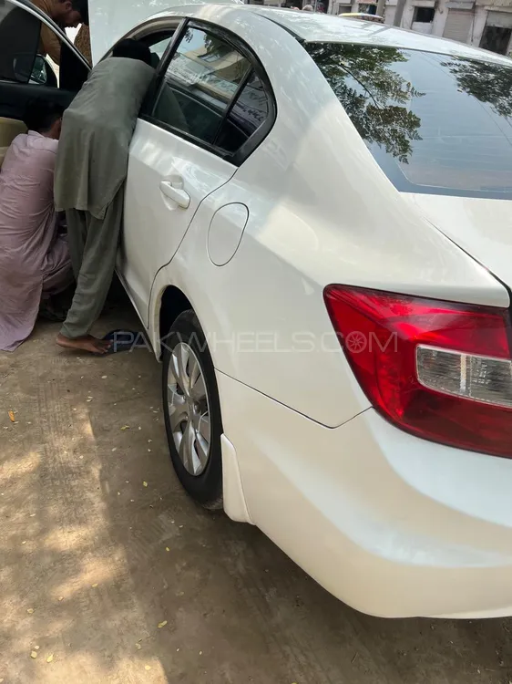 Honda Civic 2015 for Sale in Khanewal Image-1