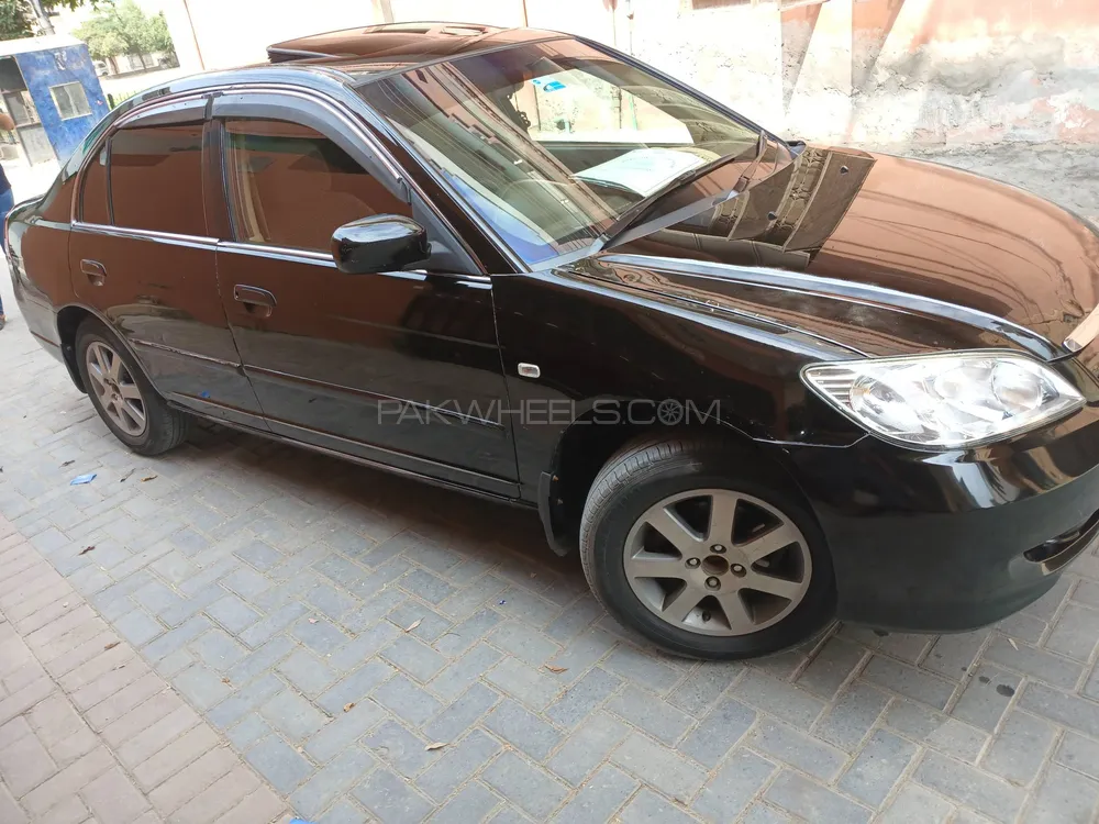 Honda Civic 2005 for Sale in Lahore Image-1