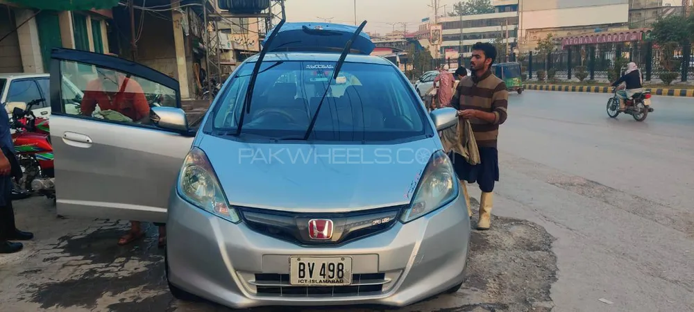 Honda Fit 2011 for Sale in Peshawar Honda Fit 2011 for Sale in Peshawar Image-3