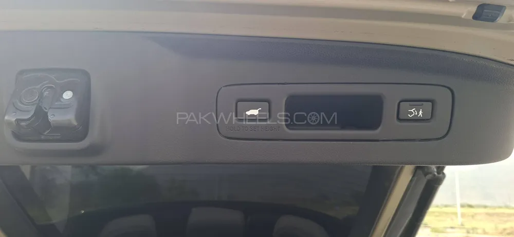 Honda Vezel 2021 for Sale in Islamabad Honda Vezel 2021 for Sale in Islamabad Image-14