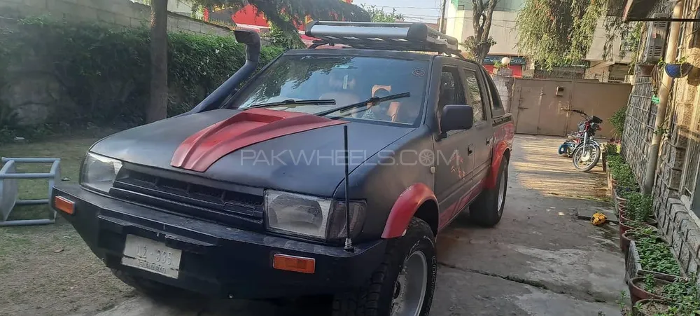 Isuzu Other 2002 for Sale in Abbottabad Image-1
