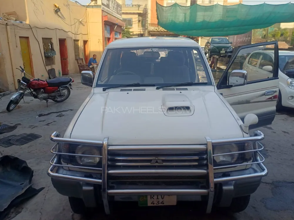 Mitsubishi Pajero 1994 for Sale in Lahore Image-1