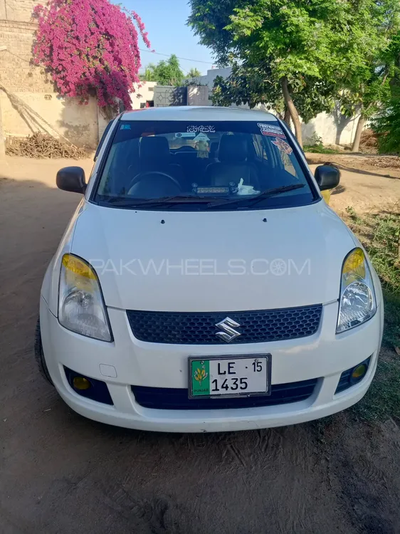 Suzuki Swift 2015 for Sale in Mandi bahauddin Image-1