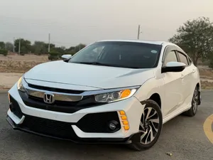 Honda Civic Oriel 1.8 i-VTEC CVT 2017 for Sale