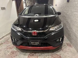 Honda Fit 1.5 Hybrid S Package 2015 for Sale