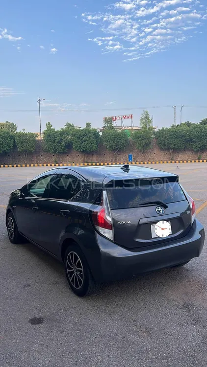 Toyota Aqua 2015 for Sale in Islamabad Image-1