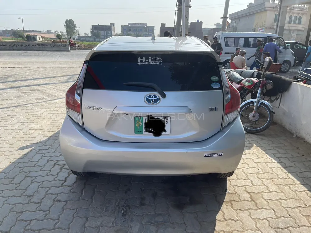 Toyota Aqua 2015 for Sale in Gujranwala Image-1
