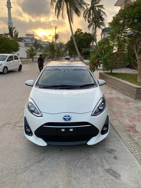 Toyota Aqua 2017 for Sale in Karachi Image-1