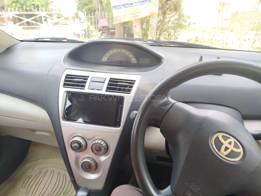 Toyota Belta 2012 for Sale in Lahore Image-1
