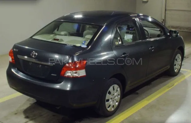 Toyota Belta 2011 for Sale in Lahore Image-1