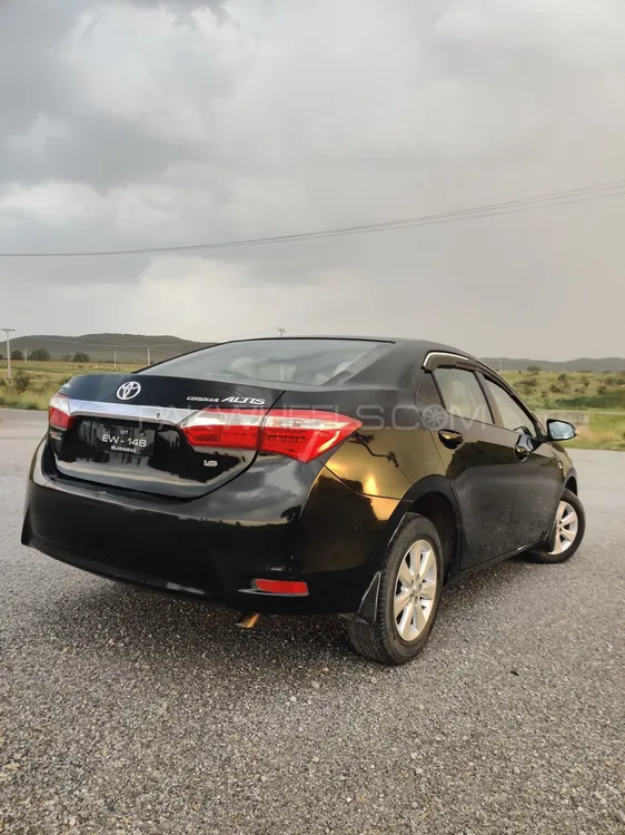 Toyota Corolla 2015 for Sale in Rawalpindi Image-1