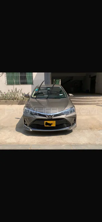 Toyota Corolla 2017 for Sale in Karachi Image-1