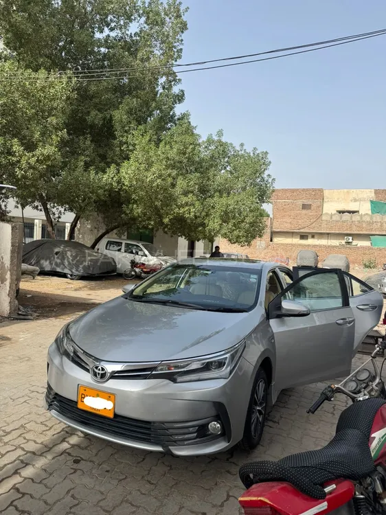 Toyota Corolla 2020 for Sale in Rahim Yar Khan Image-1