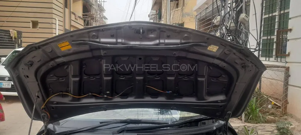 Toyota Corolla 2011 for Sale in Islamabad Image-1
