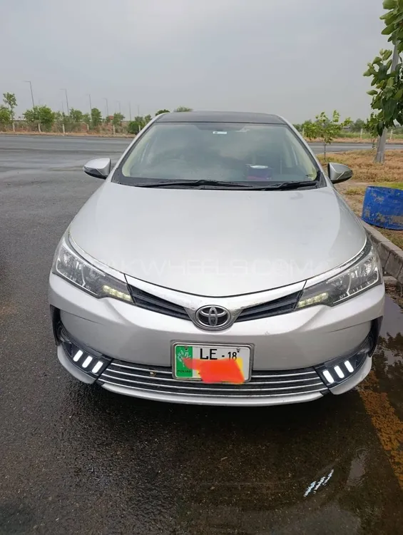 Toyota Corolla 2018 for Sale in Faisalabad Image-1