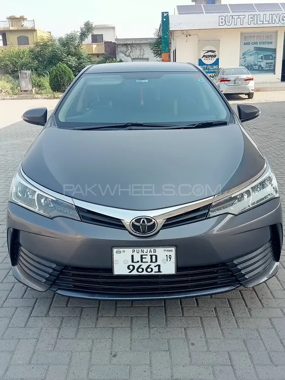 Toyota Corolla 2019 for Sale in Chawinda Image-1