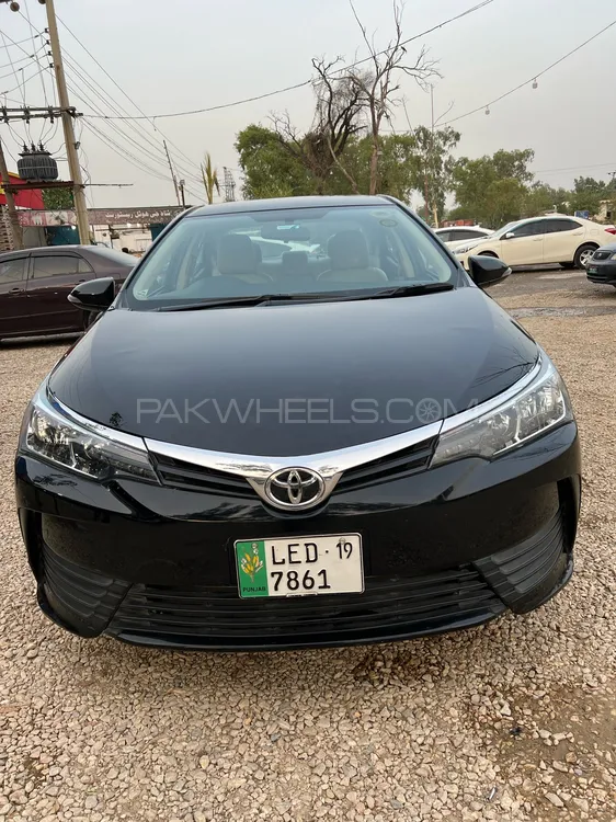 Toyota Corolla 2019 for Sale in Nowshera cantt Image-1